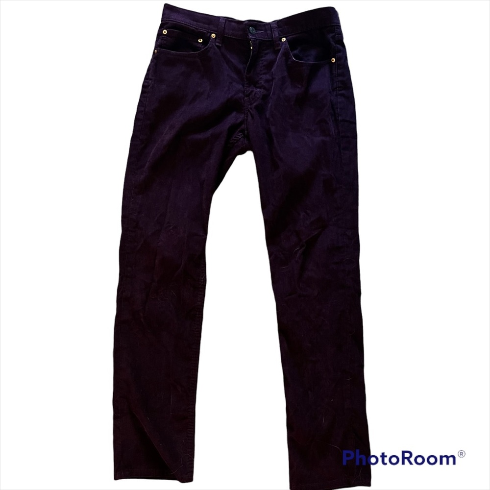 Levi’s corduroy pants 31x32